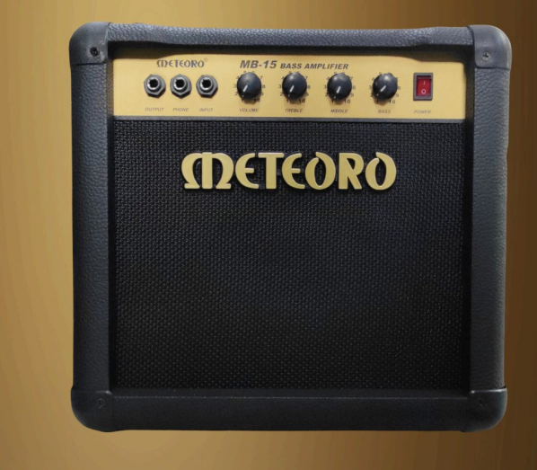 METEORO | AMPLIFICADOR PARA BAJO ELÉCTRICO DE 15 WATTS CON UN ALTAVOZ DE 6.5".