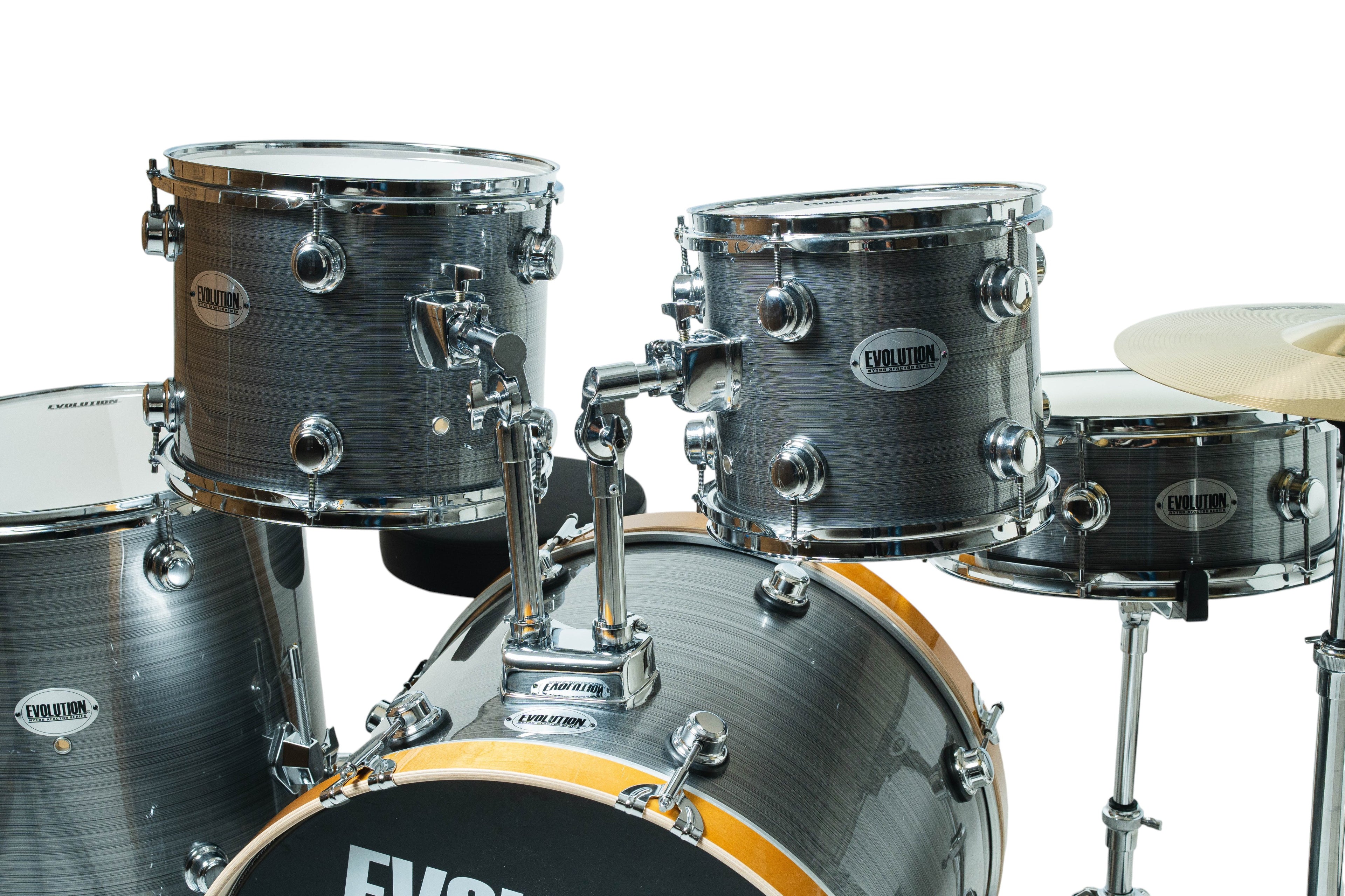 EVOLUTION | BATERIA NYTRO X FACTOR CON PLATILLOS, COLO PLATA CON RAYAS