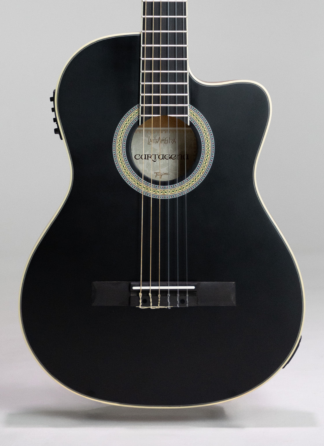 TAGIMA | GUITARRA ELECTROACÚSTICA SLIM NYLON SERIE LATAM, COLOR NEGRO CARTAGENA