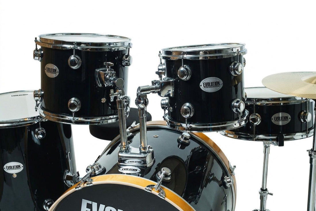 EVOLUTION | BATERIA NYTRO X FACTOR CON PLATILLOS, COLOR NEGRO CON BRILLOS, LUGS GRANDES, 5 PZAS. MEDIDAS 10\" 12\" 14\" 16\" 22\". MARCA EVOLUTION