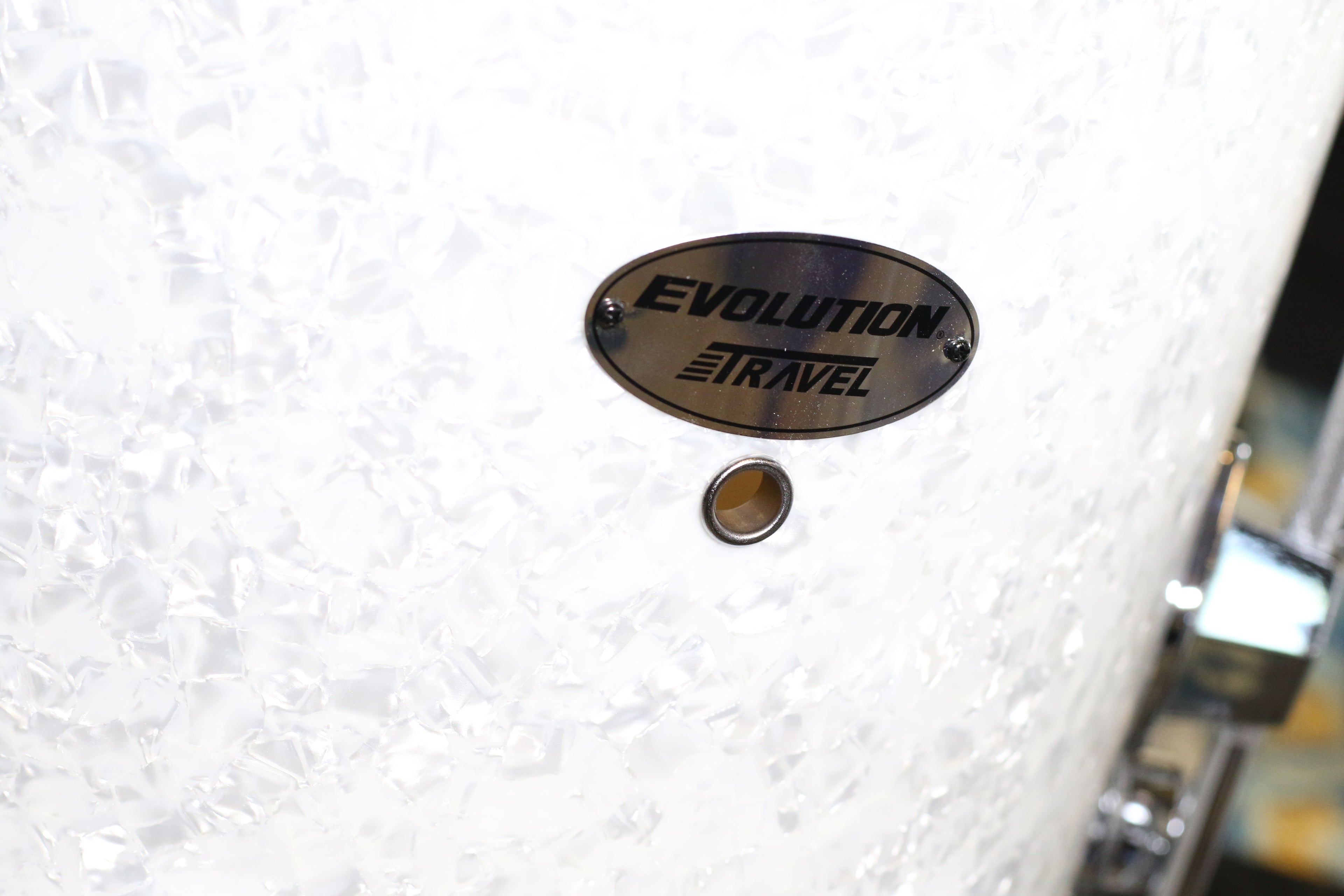 EVOLUTION | BATERÍA EVOLUTION TRAVEL FABRICADA EN MADERA DE ARCE COLOR BLANCO