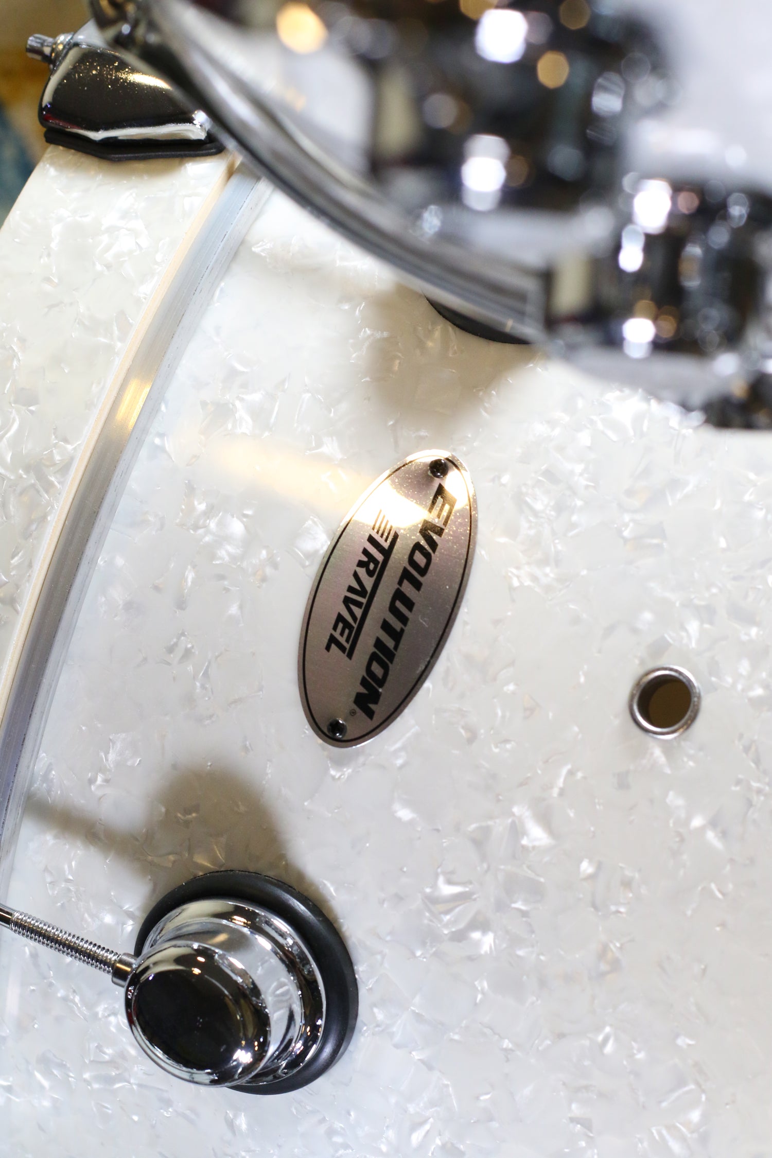 EVOLUTION | BATERÍA EVOLUTION TRAVEL FABRICADA EN MADERA DE ARCE COLOR BLANCO