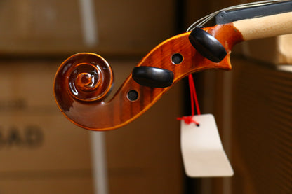 PARIS | VIOLÍN CON TAPA MACIZA DE ABETO, ACABADO MATE EN COLOR NATURAL Y PARTES DE ÉBANO. 4/4