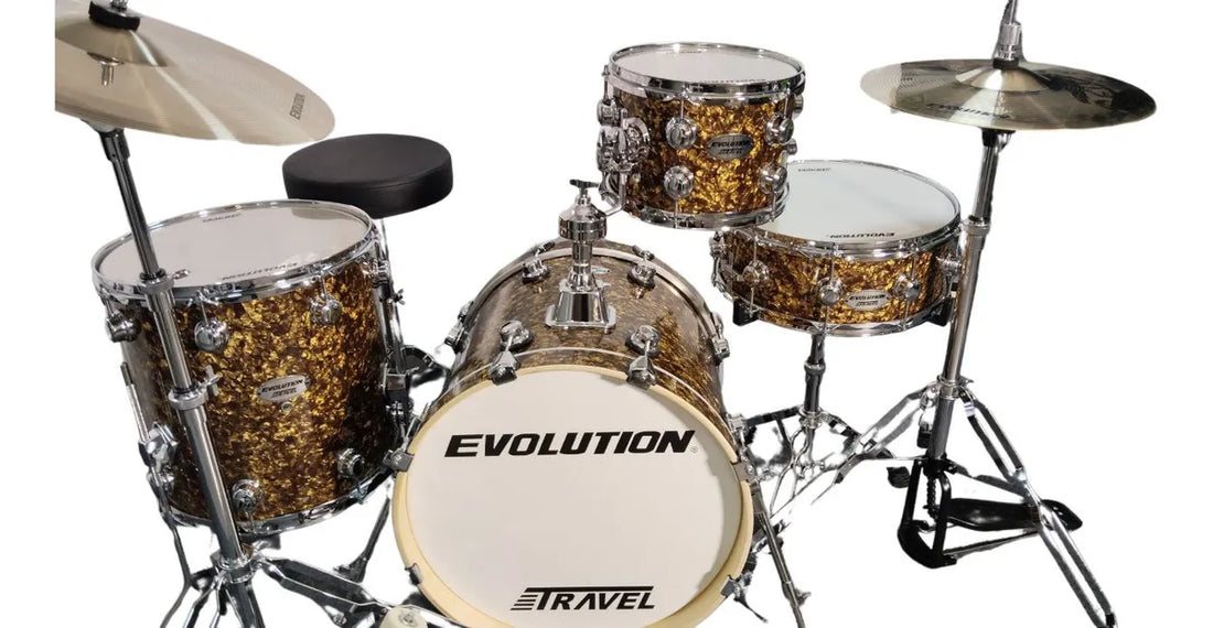 EVOLUTION | BATERÍA EVOLUTION TRAVEL FABRICADA EN MADERA DE ARCE COLOR MARRÓN PERLADO.