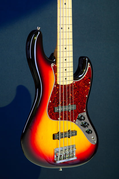 TAGIMA | BAJO ELECTRICO 5 CUERDAS, COLOR SOMBREADO CON MICA VINO TJB